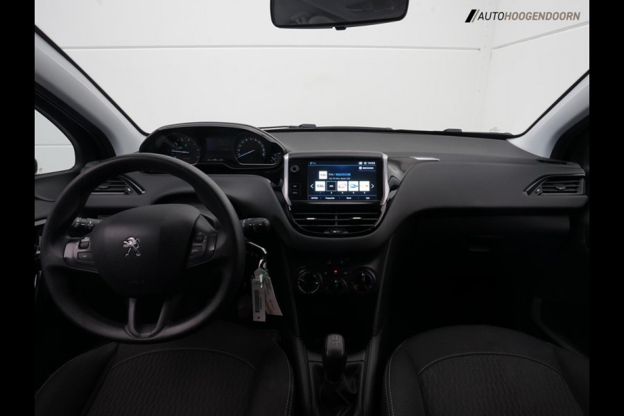 Peugeot 208 1.2 PureTech Sport (APPLE CARPLAY,NAVIGATIE,PARKEERSENSOREN,CRUISE,LM-VELGEN,NIEUWE APK,TOPCONDITIE)
