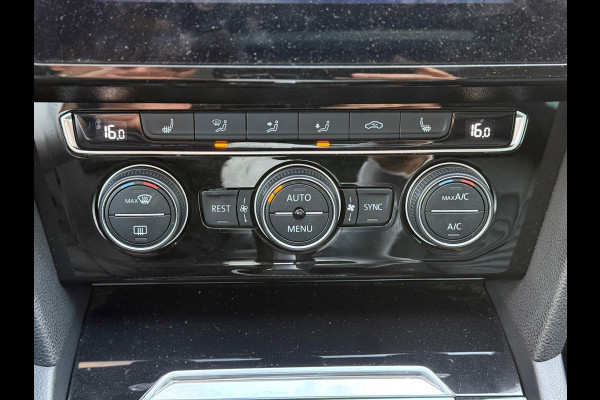Volkswagen Passat Variant 1.5 TSI Highline Business R l Pano l Automaat l Navi l Climate l ACC l