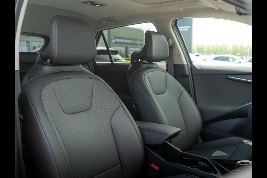 Kia Niro 1.6 GDi Hybrid ExecutiveLine | OP VOORRAAD | DIRECT RIJDEN | LUXSTE UITVOERING | Stoelventilatie | Harman en kardon |