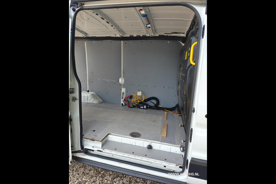 Ford Transit 350 2.0 TDCI L3H2, Euro 6 , 1e Eig , Lage Km , Lengte 3 , Apk juni 2026 , camera , cruise , mooie bus!