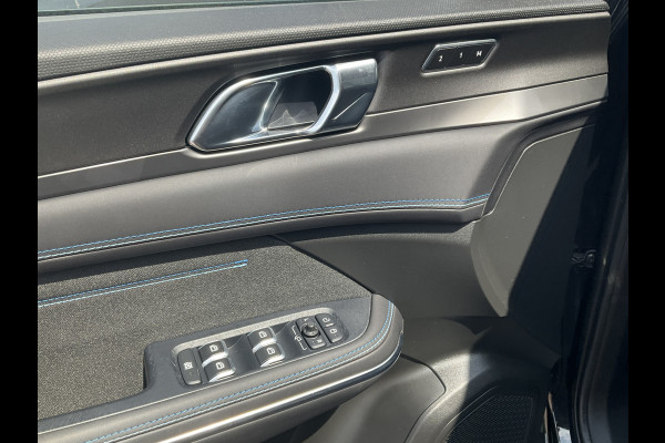 Lynk & Co 01 1.5 262PK PHEV Zwarte hemel 360° StoelVerw. Panoramadak Plug-in