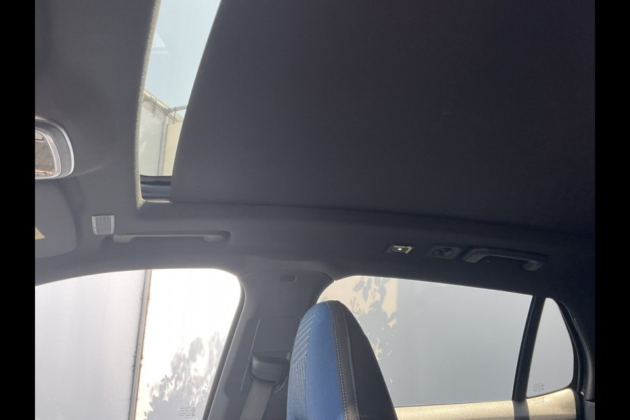 Lynk & Co 01 1.5 262PK PHEV Zwarte hemel 360° StoelVerw. Panoramadak Plug-in