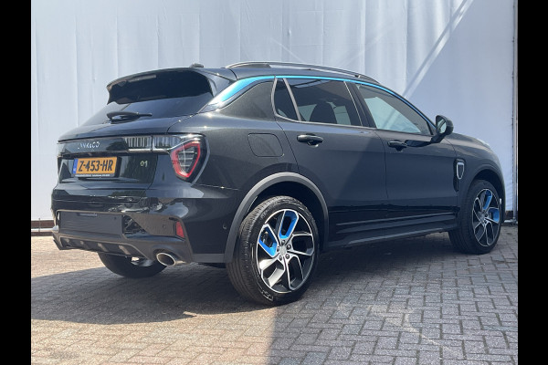 Lynk & Co 01 1.5 262PK PHEV Zwarte hemel 360° StoelVerw. Panoramadak Plug-in