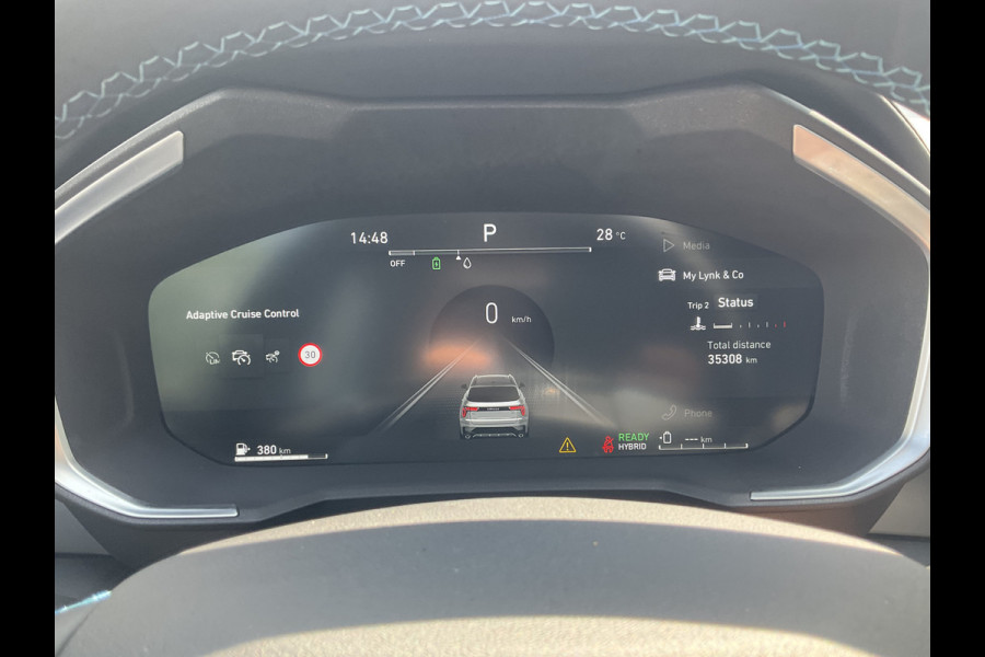Lynk & Co 01 1.5 262PK PHEV Zwarte hemel 360° StoelVerw. Panoramadak Plug-in