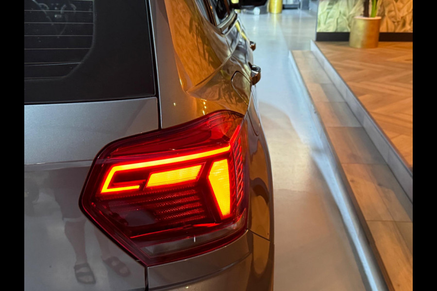 Volkswagen Polo 1.0 TSI Comfortline Garantie Trekhaak CarPlay StoelVW Led Cruise Navi Airco Rijklaar