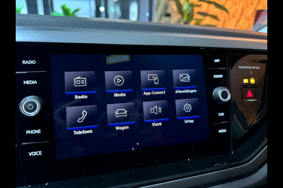 Volkswagen Polo 1.0 TSI Comfortline Garantie Trekhaak CarPlay StoelVW Led Cruise Navi Airco Rijklaar