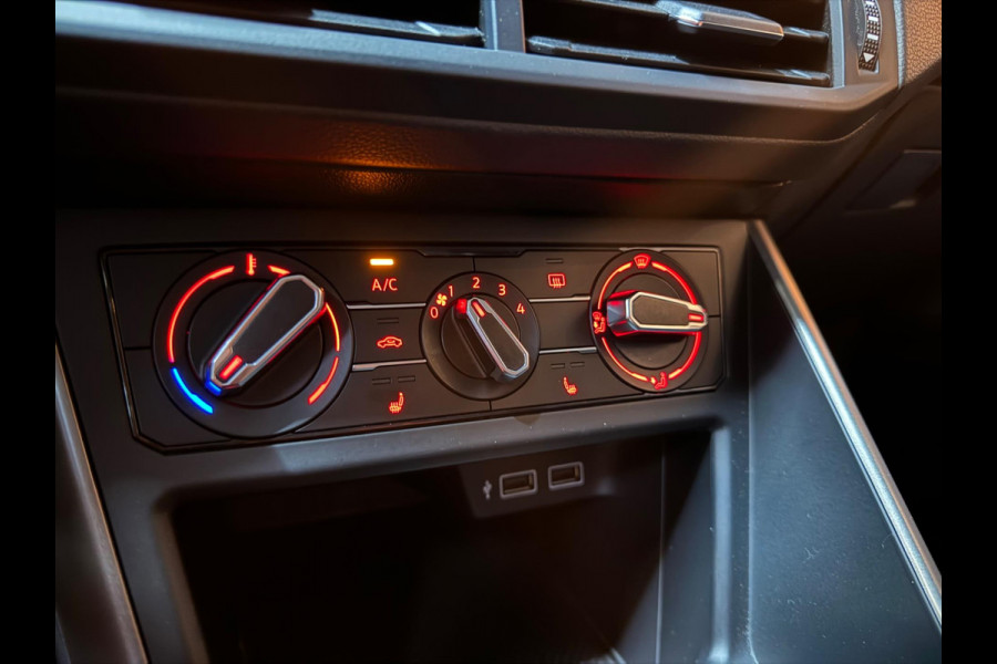 Volkswagen Polo 1.0 TSI Comfortline Garantie Trekhaak CarPlay StoelVW Led Cruise Navi Airco Rijklaar