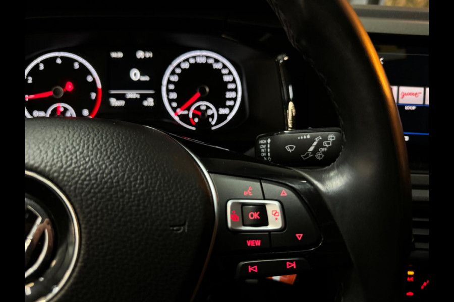 Volkswagen Polo 1.0 TSI Comfortline Garantie Trekhaak CarPlay StoelVW Led Cruise Navi Airco Rijklaar