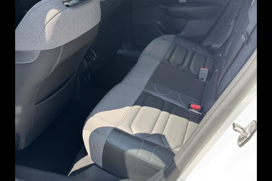 Citroën C4 1.2 PureTech Shine - AUTOMAAT I Navigatie I Airco I PDC / LED I 1/2 Leer I Trekhaak I Dealer onderhouden