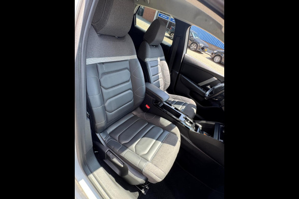 Citroën C4 1.2 PureTech Shine - AUTOMAAT I Navigatie I Airco I PDC / LED I 1/2 Leer I Trekhaak I Dealer onderhouden