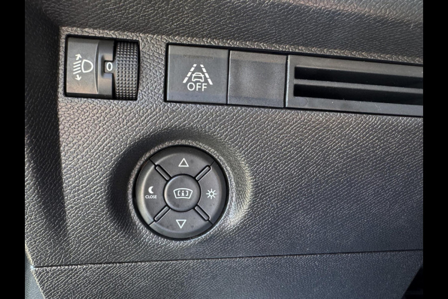 Citroën C4 1.2 PureTech Shine - AUTOMAAT I Navigatie I Airco I PDC / LED I 1/2 Leer I Trekhaak I Dealer onderhouden