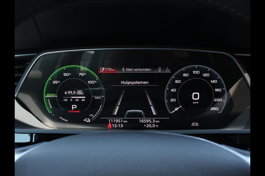 Audi e-tron e-tron 50 quattro Launch edition 71 kWh Navigatie Climate Control Parkeer Sensoren Lichtmetalen velgen
