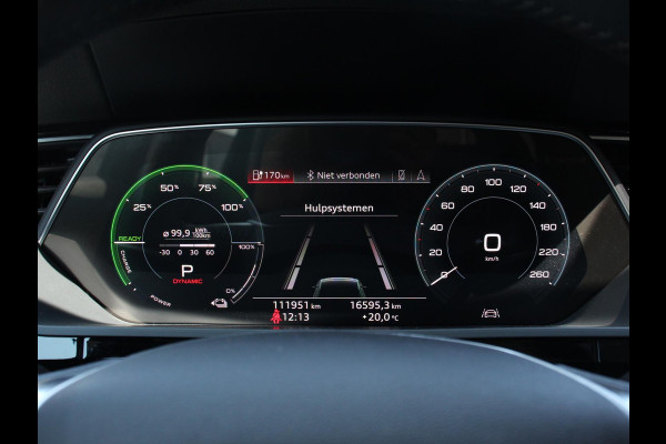 Audi e-tron e-tron 50 quattro Launch edition 71 kWh Navigatie Climate Control Parkeer Sensoren Lichtmetalen velgen