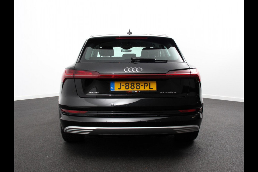 Audi e-tron e-tron 50 quattro Launch edition 71 kWh Navigatie Climate Control Parkeer Sensoren Lichtmetalen velgen