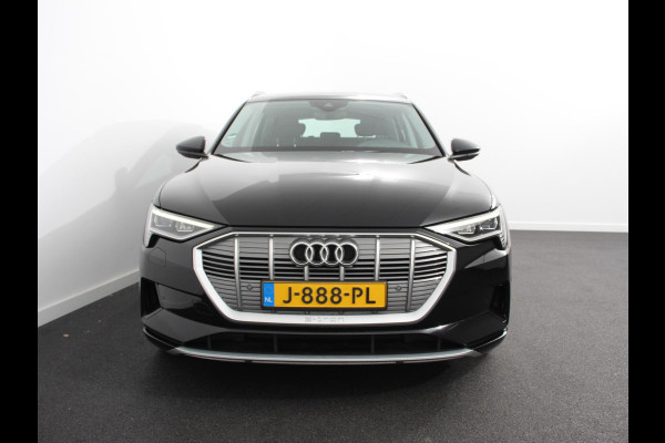 Audi e-tron e-tron 50 quattro Launch edition 71 kWh Navigatie Climate Control Parkeer Sensoren Lichtmetalen velgen