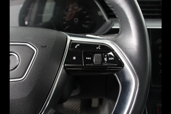 Audi e-tron e-tron 50 quattro Launch edition 71 kWh Navigatie Climate Control Parkeer Sensoren Lichtmetalen velgen
