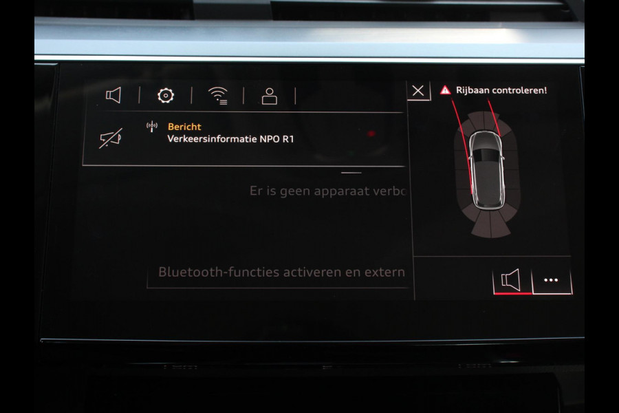 Audi e-tron e-tron 50 quattro Launch edition 71 kWh Navigatie Climate Control Parkeer Sensoren Lichtmetalen velgen