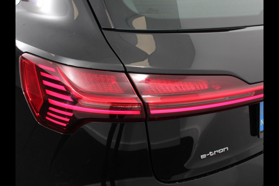 Audi e-tron e-tron 50 quattro Launch edition 71 kWh Navigatie Climate Control Parkeer Sensoren Lichtmetalen velgen