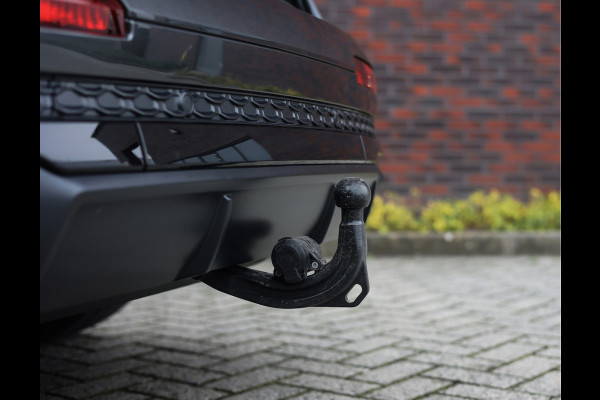 Audi Q7 60 TFSIe Quattro | Trekhaak - Head-Up - 360 - Alcantara