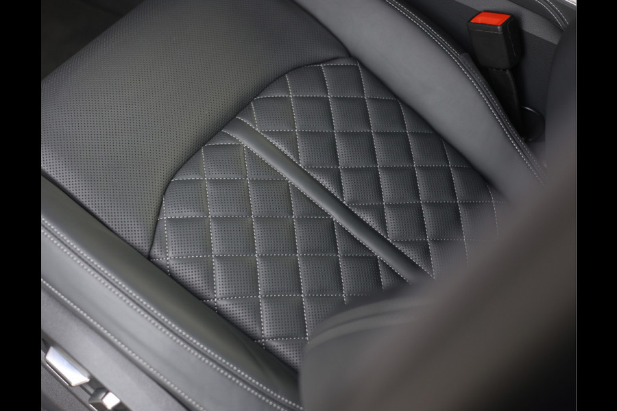 Audi Q7 60 TFSIe Quattro | Trekhaak - Head-Up - 360 - Alcantara