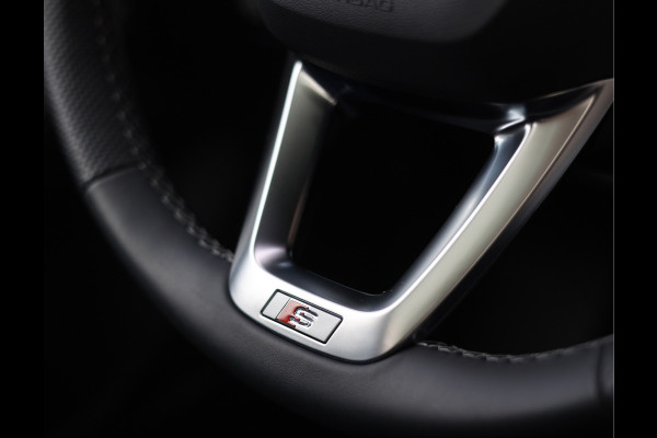 Audi Q7 60 TFSIe Quattro | Trekhaak - Head-Up - 360 - Alcantara