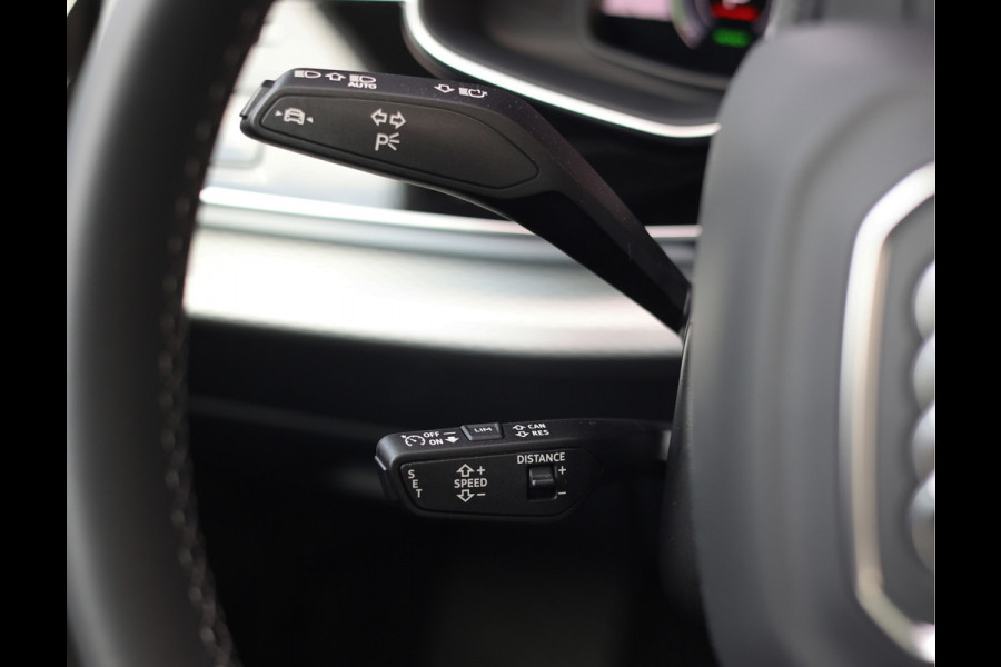 Audi Q7 60 TFSIe Quattro | Trekhaak - Head-Up - 360 - Alcantara