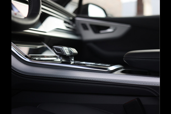 Audi Q7 60 TFSIe Quattro | Trekhaak - Head-Up - 360 - Alcantara