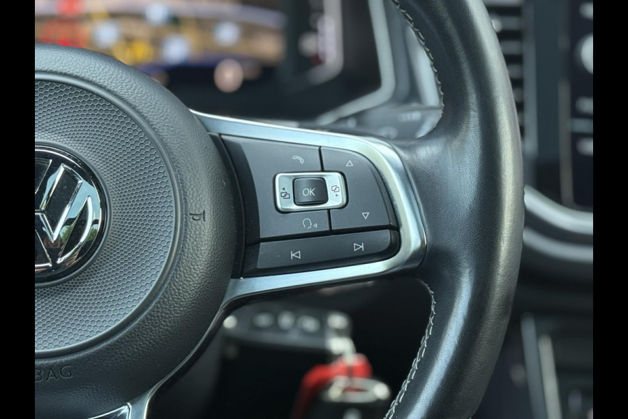 Volkswagen T-Roc 2.0 TSI 4Motion R-Line Pano|Cam|Carplay