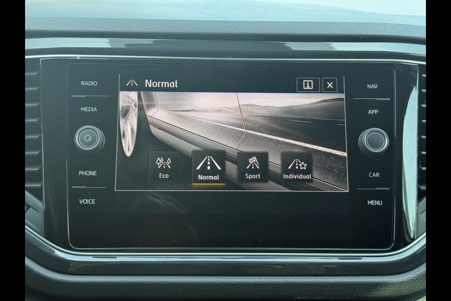Volkswagen T-Roc 2.0 TSI 4Motion R-Line Pano|Cam|Carplay