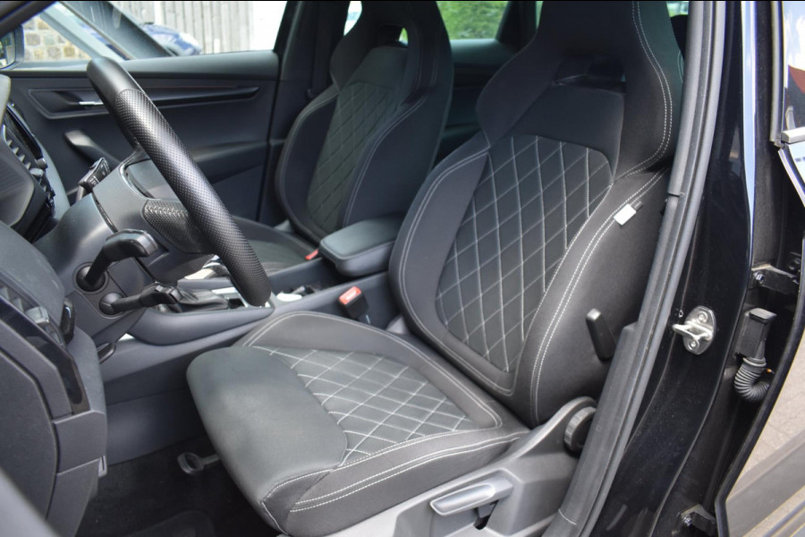 Škoda Karoq 1.5 TSI ACT Sportline | NAP | VIRTUAL COCKPIT | DEALER ONDERHOUDEN | CAMERA | STOELVERWARMING | APPLE CARPLAY
