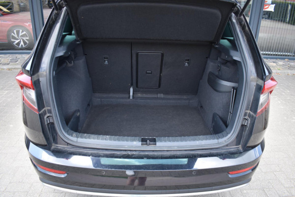 Škoda Karoq 1.5 TSI ACT Sportline | NAP | VIRTUAL COCKPIT | DEALER ONDERHOUDEN | CAMERA | STOELVERWARMING | APPLE CARPLAY