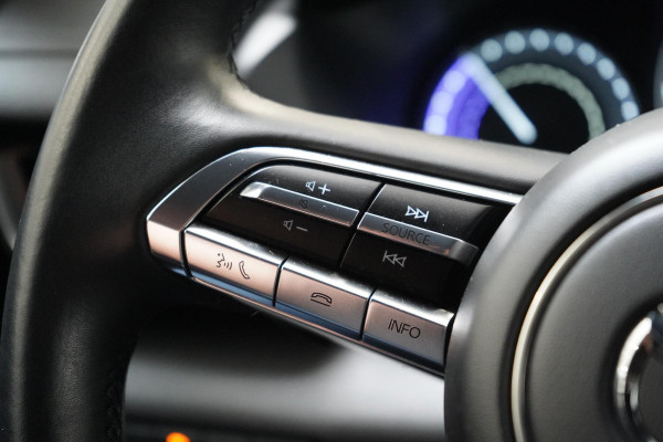 Mazda MX-30 e-SkyActiv 145 First Edition 36 kWh | Head-Up | Navigatie | Memory | Stoelverwarming |