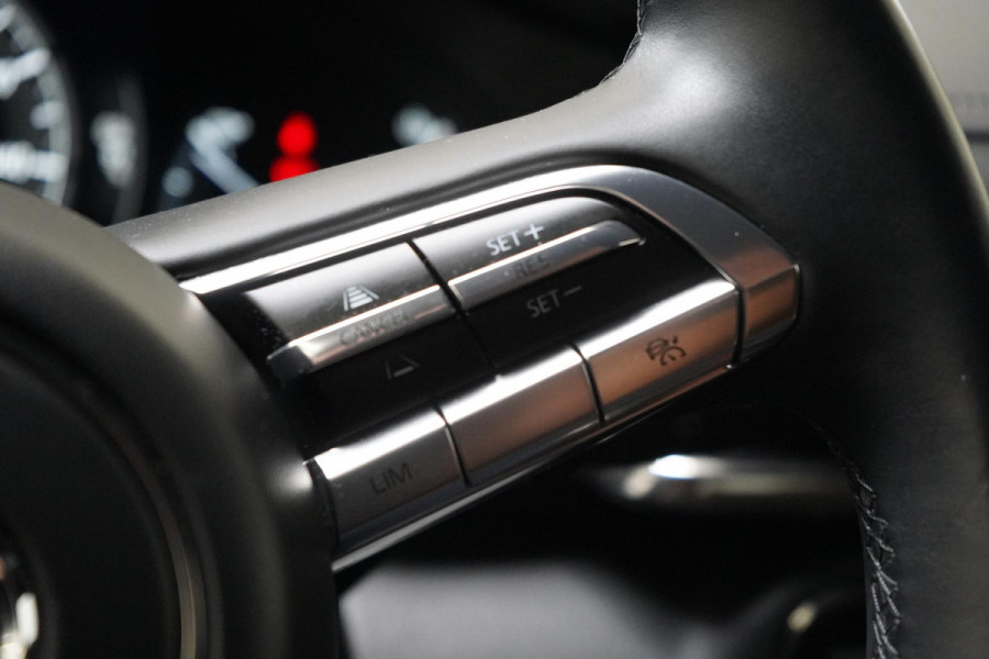 Mazda MX-30 e-SkyActiv 145 First Edition 36 kWh | Head-Up | Navigatie | Memory | Stoelverwarming |