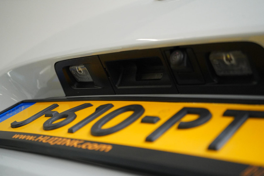 Mazda MX-30 e-SkyActiv 145 First Edition 36 kWh | Head-Up | Navigatie | Memory | Stoelverwarming |