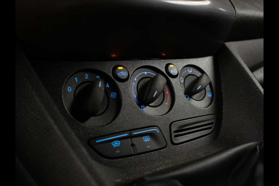 Ford Transit Connect 1.5 TDCI L1 Sport (NAVI,CAMERA,IMPERIAAL,3 ZITS,TREKHAAK,BLACK,NIEUWE APK,NETTESTAAT)