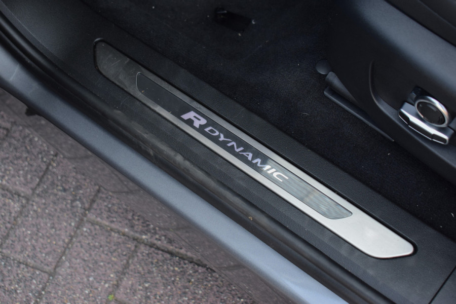 Land Rover Range Rover Evoque 1.5 P300e AWD R-Dynamic SE | Full Option! | Trekhaak | Pano | Meridian