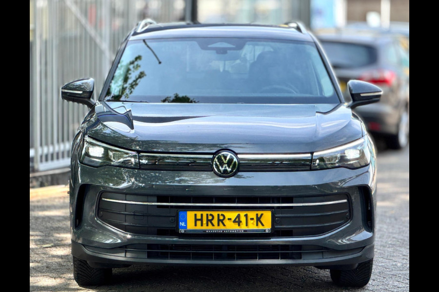 Volkswagen Tiguan 1.5 eTSI DSG Lane ass Drive pilot CarPlay 150 PK Keyless Camera Sfeerverlichting Life edition Direct leverbaar