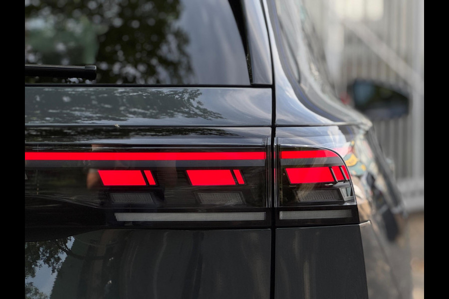 Volkswagen Tiguan 1.5 eTSI DSG Lane ass Drive pilot CarPlay 150 PK Keyless Camera Sfeerverlichting Life edition Direct leverbaar