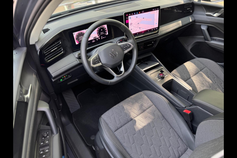 Volkswagen Tiguan 1.5 eTSI DSG Lane ass Drive pilot CarPlay 150 PK Keyless Camera Sfeerverlichting Life edition Direct leverbaar
