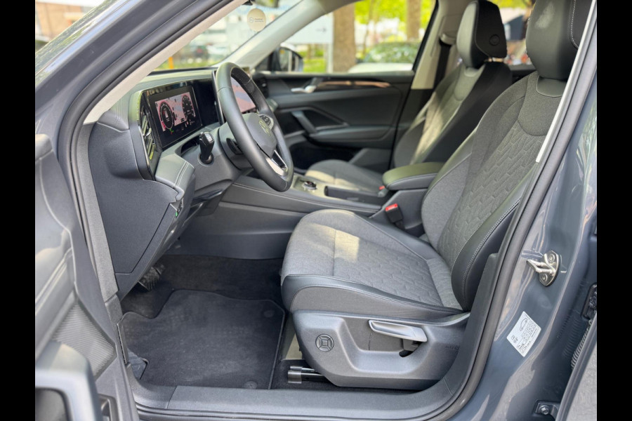 Volkswagen Tiguan 1.5 eTSI DSG Lane ass Drive pilot CarPlay 150 PK Keyless Camera Sfeerverlichting Life edition Direct leverbaar