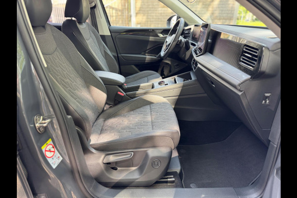Volkswagen Tiguan 1.5 eTSI DSG Lane ass Drive pilot CarPlay 150 PK Keyless Camera Sfeerverlichting Life edition Direct leverbaar