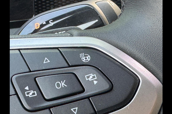 Volkswagen Tiguan 1.5 eTSI DSG Lane ass Drive pilot CarPlay 150 PK Keyless Camera Sfeerverlichting Life edition Direct leverbaar