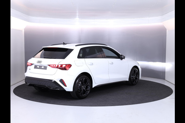 Audi A3 Sportback 40 TFSI e S edition 204 pk S-tronic | Verlengde garantie | Navigatie | Parkeersensoren (Park assist) | Matrix LED koplampen | Elektr. bestuurdersstoel | S-Line |