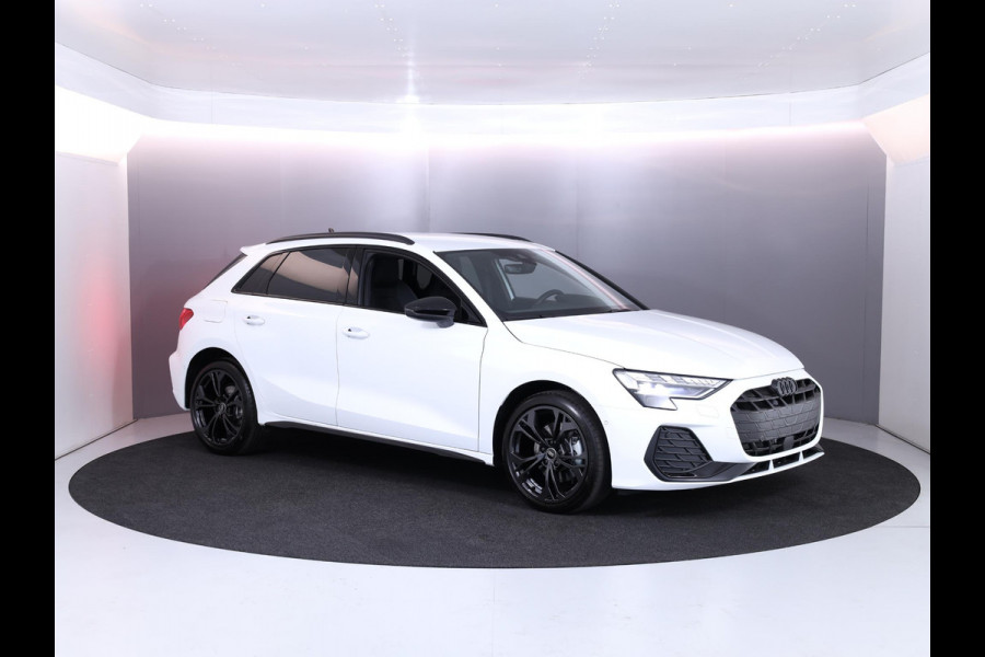 Audi A3 Sportback 40 TFSI e S edition 204 pk S-tronic | Verlengde garantie | Navigatie | Parkeersensoren (Park assist) | Matrix LED koplampen | Elektr. bestuurdersstoel | S-Line |