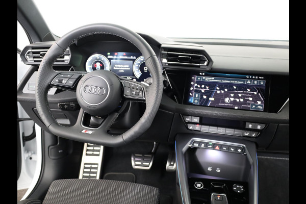 Audi A3 Sportback 40 TFSI e S edition 204 pk S-tronic | Verlengde garantie | Navigatie | Parkeersensoren (Park assist) | Matrix LED koplampen | Elektr. bestuurdersstoel | S-Line |