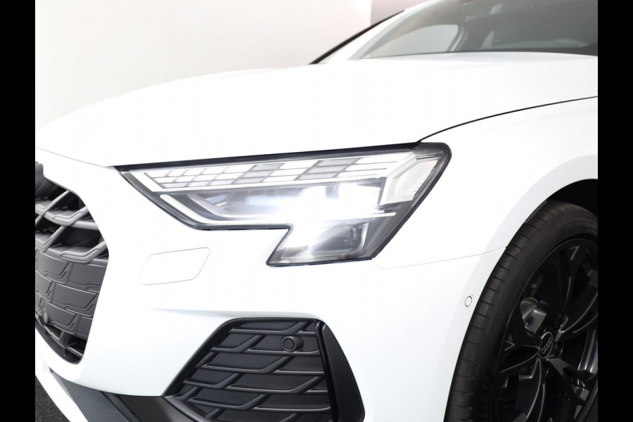 Audi A3 Sportback 40 TFSI e S edition 204 pk S-tronic | Verlengde garantie | Navigatie | Parkeersensoren (Park assist) | Matrix LED koplampen | Elektr. bestuurdersstoel | S-Line |