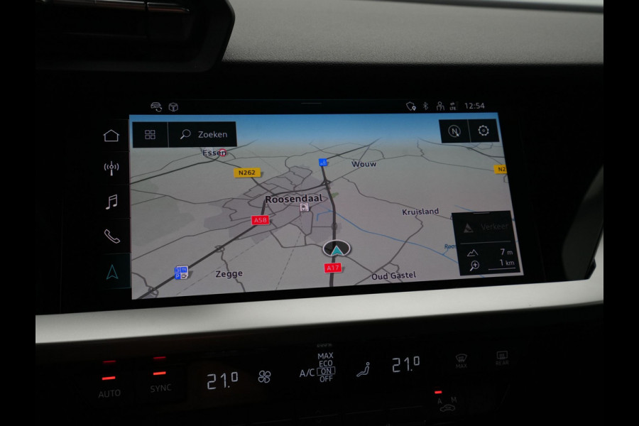 Audi A3 Sportback 35 TFSI 150pk S-Tronic Business edition Navigatie Clima Pdc Lm Velgen 35