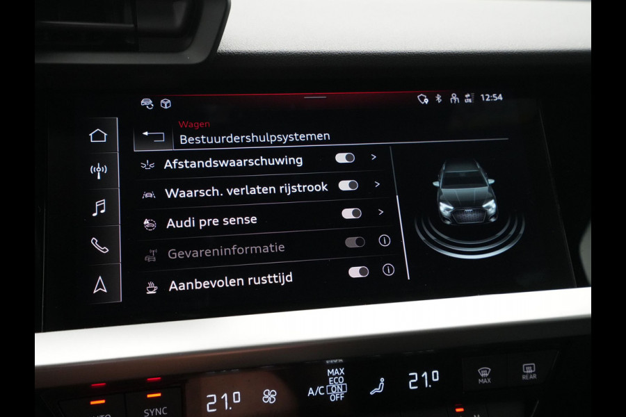 Audi A3 Sportback 35 TFSI 150pk S-Tronic Business edition Navigatie Clima Pdc Lm Velgen 35