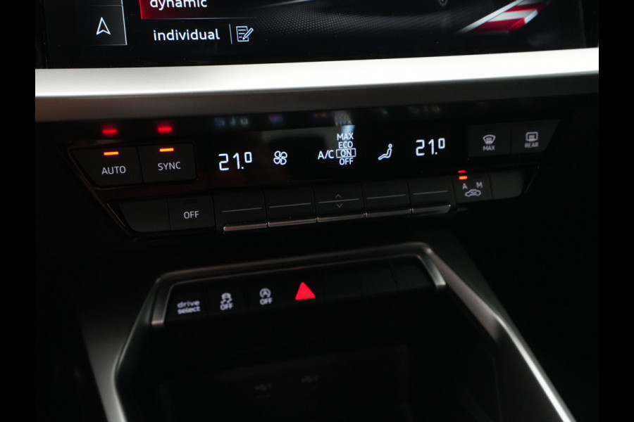 Audi A3 Sportback 35 TFSI 150pk S-Tronic Business edition Navigatie Clima Pdc Lm Velgen 35