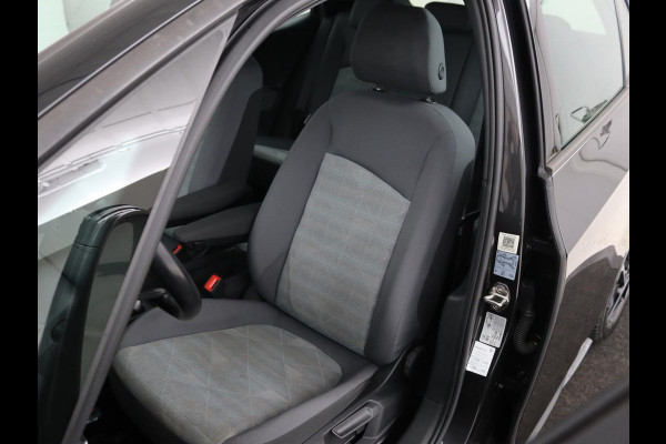 Volkswagen ID.3 First 58 kWh | Stoelverwarming | Camera | Adaptive cruise | Carplay | Navigatie | PDC | Climate control | Sfeerverlichting | LMV 18 inch